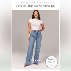 Abercrombie Curve Love Jeans, Size 28 - BRAND NEW!